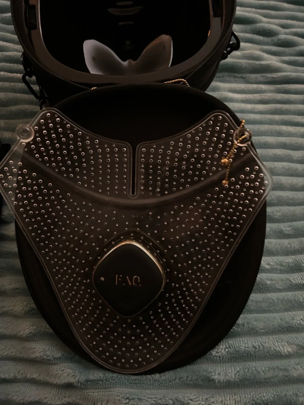 FAQ LED Facial and de collate masks - Picture 5 of 7